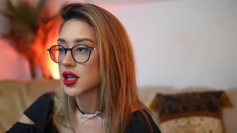  Aileen  online show from November 26, 8:32 pm