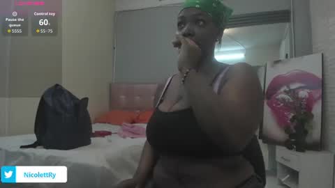 Snapshot of aileenkeys chatting on June 16, 7:27 pm aileenkeys online show from June 16, 7:27 pm