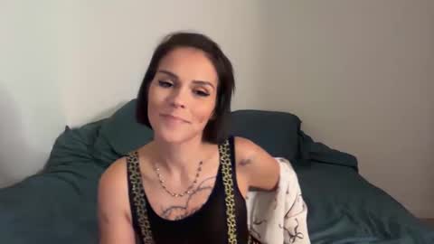 123 online show from October 31, 10:33 pm