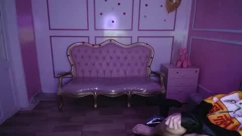 Ailen online show from January 10, 9:44 am