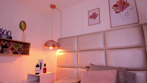 Aily Yozuko online show from December 13, 8:09 am