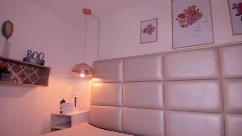 Aily Yozuko online show from February 4, 3:00 am