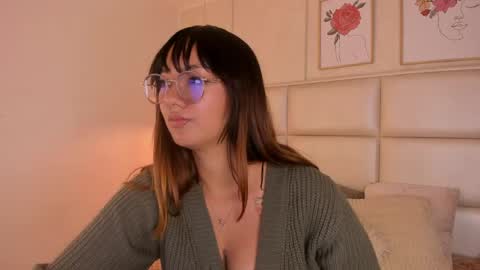 Aily Yozuko online show from April 14, 2:39 am