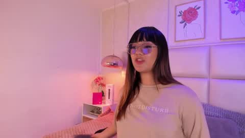 Snapshot of aily_yozuko chatting on May 21, 2:40 am Aily Yozuko online show from May 21, 2:40 am