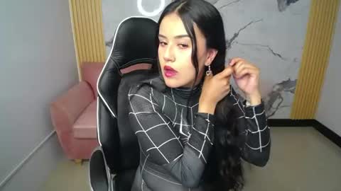 Snapshot of ailyn_ch1 chatting on June 29, 8:31 pm ailyn_ch1 online show from June 29, 8:31 pm