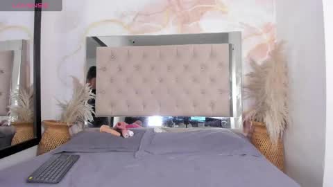 Ainaah  online show from September 26, 12:09 pm