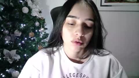 Snapshot of aineangeel chatting on December 20, 12:08 am AINE online show from December 20, 12:08 am