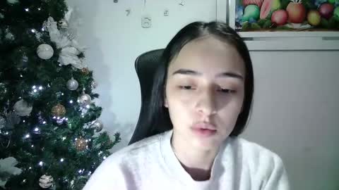 Snapshot of aineangeel chatting on December 28, 3:26 am AINE online show from December 28, 3:26 am