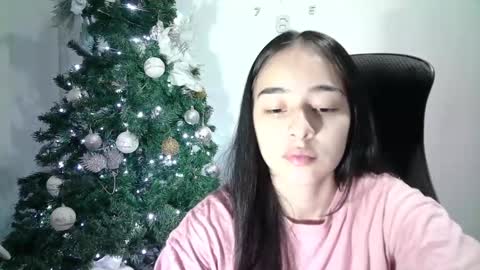 Snapshot of aineangeel chatting on January 28, 11:07 pm AINE online show from January 28, 11:07 pm