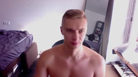 free your mind and your ass will follow online show from March 6, 10:45 am