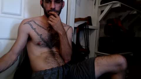 Snapshot of airbornx2n1 chatting on July 4, 5:19 pm Leo Airborn Sir Daddy online show from July 4, 5:19 pm