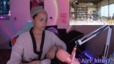 Snapshot of airi_kitty chatting on December 18, 7:31 pm airi_kitty online show from December 18, 7:31 pm