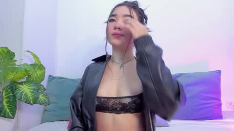 airi  online show from April 3, 12:58 pm