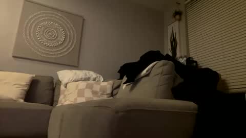 Snapshot of airmyles92 chatting on March 5, 3:08 am canadianboy92 online show from March 5, 3:08 am