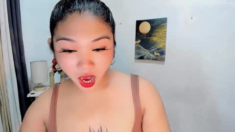 airy_lust online show from March 8, 5:28 pm