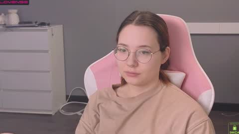 airyhill online show from February 8, 5:29 pm