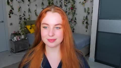 Louise online show from November 17, 4:13 pm