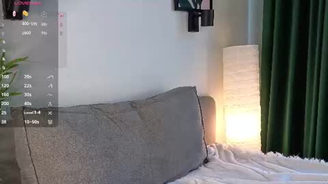 Snapshot of aisha_eilish chatting on July 7, 6:47 am Aisha online show from July 7, 6:47 am