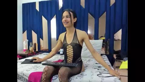 Aisha online show from October 10, 3:38 am