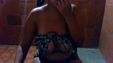 aisha koswell3 online show from November 25, 2:22 am