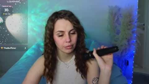 Aisha online show from October 22, 3:23 pm