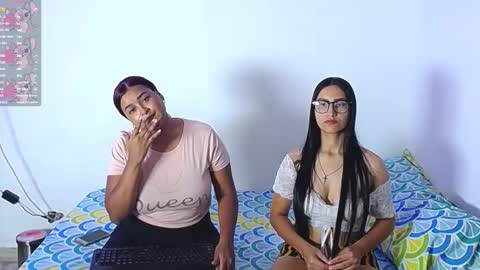 aisha_stacey0410 online show from November 12, 8:41 pm