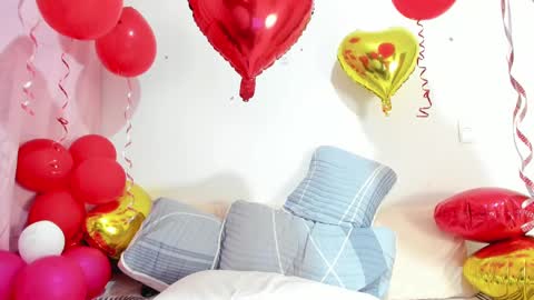 Snapshot of aisha_w10 chatting on February 17, 11:20 pm Aisha online show from February 17, 11:20 pm