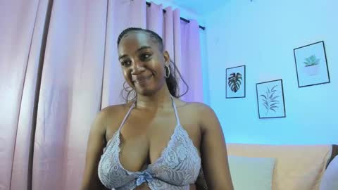 Snapshot of aisha_w10 chatting on October 7, 12:46 pm Aisha online show from October 7, 12:46 pm