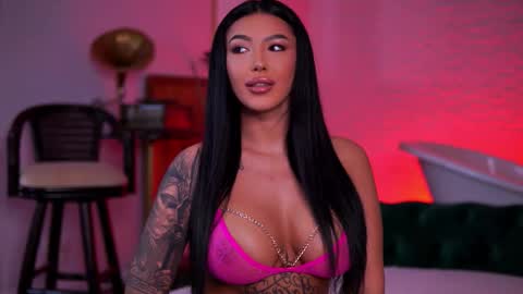 Maddy online show from November 25, 7:25 pm