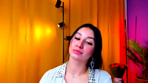 Lora online show from February 28, 12:20 pm