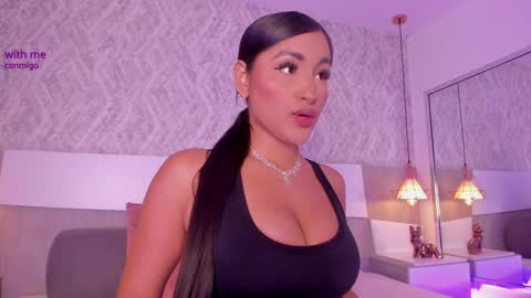 Aisha online show from November 27, 3:03 pm