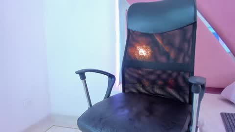 Aisha Rodgers online show from December 12, 8:43 pm