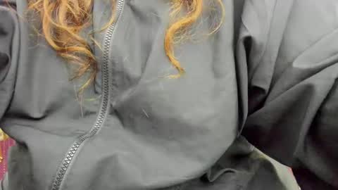 Aisha online show from November 10, 1:10 pm