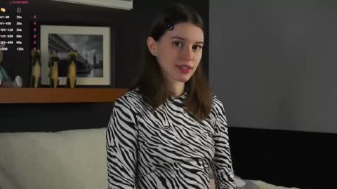 Aliza online show from March 11, 1:05 am