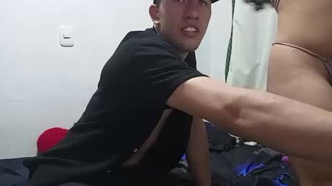 Aitana y len online show from March 21, 5:56 am