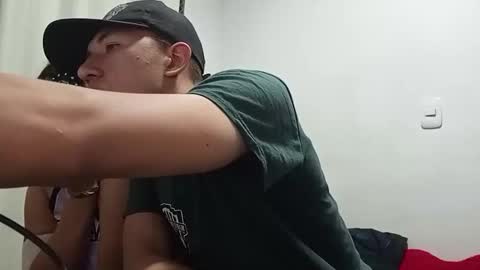 Aitana y len online show from March 22, 4:05 am