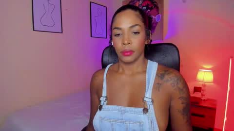 Aitana Brown online show from September 18, 9:50 pm