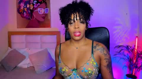 Aitana Brown online show from March 17, 9:40 pm