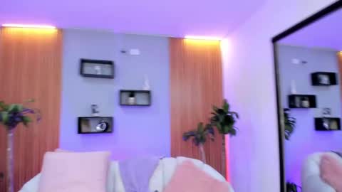 Aixa online show from September 17, 12:18 pm