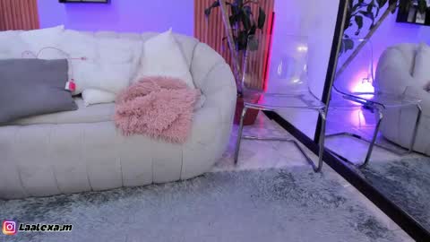 Snapshot of aixa_charless chatting on April 30, 11:38 am Aixa online show from April 30, 11:38 am