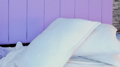Snapshot of aixa_hill1 chatting on February 17, 8:36 pm online show from February 17, 8:36 pm