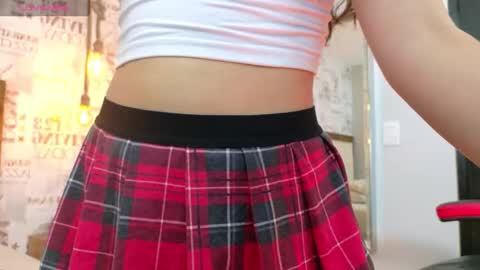Snapshot of aixatrista1 chatting on September 16, 7:48 pm AIXA online show from September 16, 7:48 pm