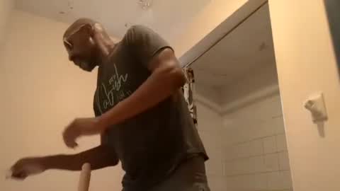 Snapshot of aj297914 chatting on February 23, 8:06 pm aj297914 online show from February 23, 8:06 pm