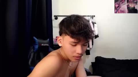 Snapshot of aj_daksxx chatting on March 18, 6:05 am aj_daksxx online show from March 18, 6:05 am