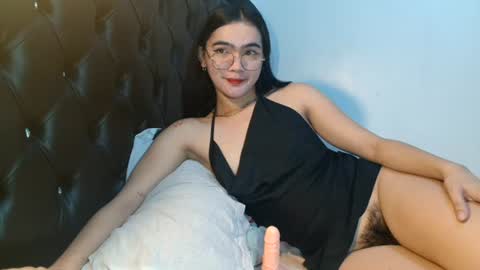 Snapshot of akamamiki25 chatting on June 16, 11:24 am akamamiki25 online show from June 16, 11:24 am