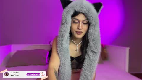 Snapshot of akame_s chatting on October 16, 7:59 pm             online show from October 16, 7:59 pm