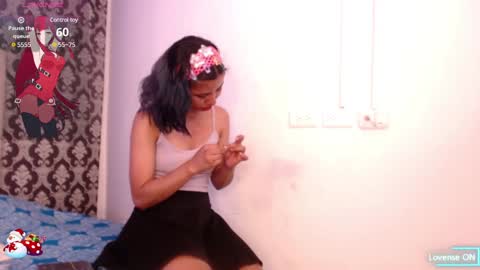 A K A N E  U W U online show from December 22, 3:33 pm