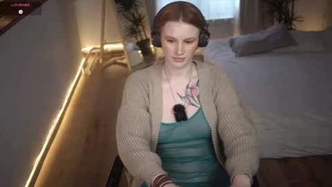 Snapshot of akaneiro_demon chatting on January 15, 1:41 pm Akaneiro online show from January 15, 1:41 pm