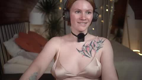 Snapshot of akaneiro_demon chatting on February 26, 4:56 pm Akaneiro online show from February 26, 4:56 pm