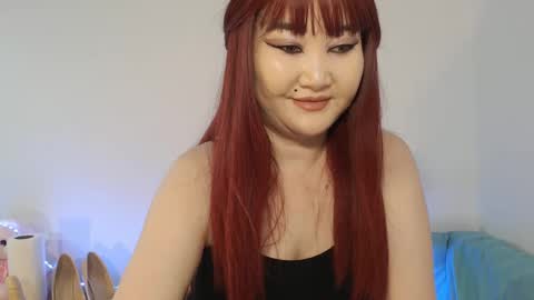 Snapshot of akanire chatting on January 3, 12:08 pm Shelly online show from January 3, 12:08 pm